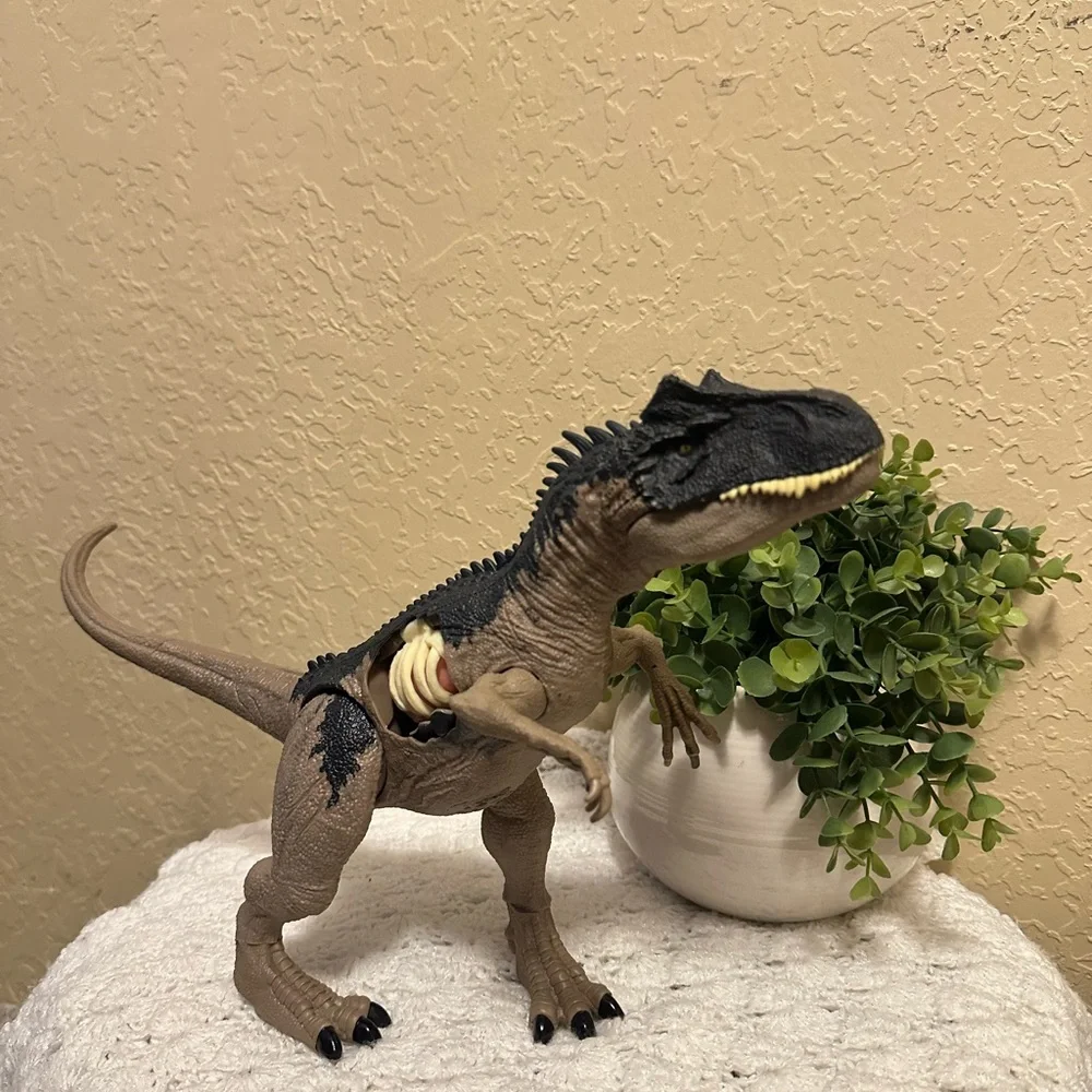 Jurassic World Dominion Extreme Damage Roarin' Allosaurus HFK06 Dinosaur Mattel - Picture 2 of 14